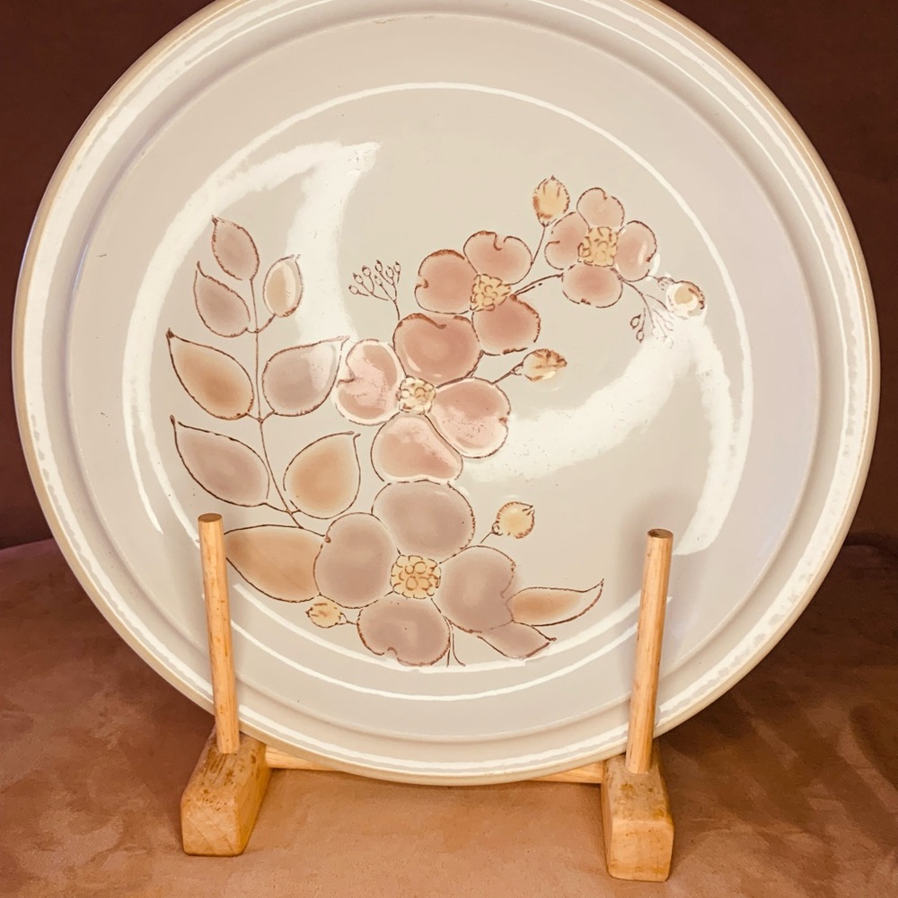 Floral Motif Stoneware Dinner Plates ( set of 4 )by International China.